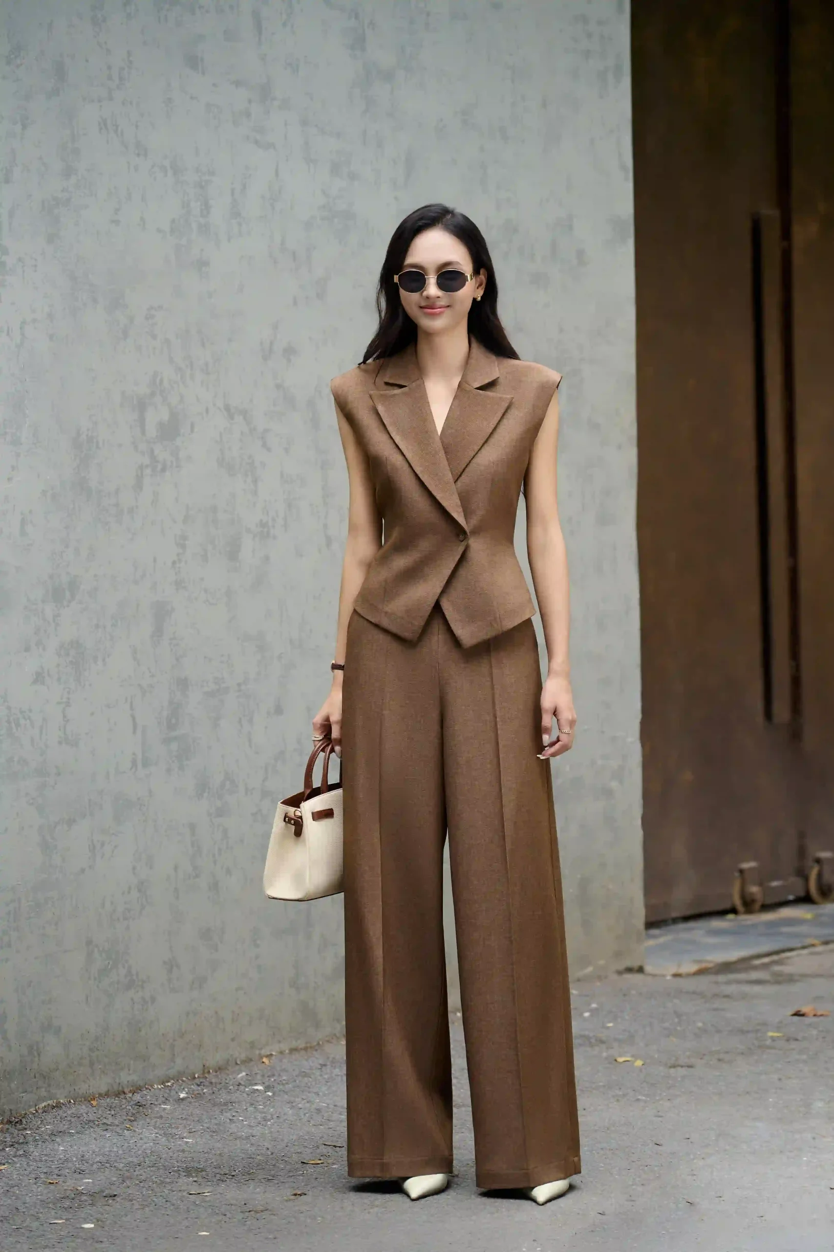 Quần suông cạp khóa sau