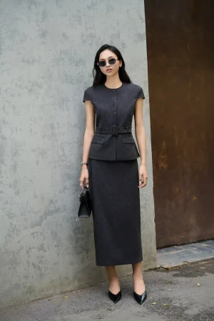 Chân váy bút chì cạp liền